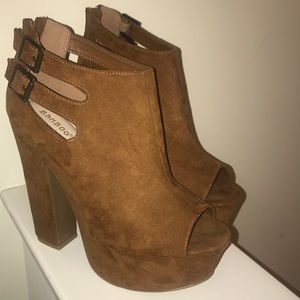 tan suede platform heels